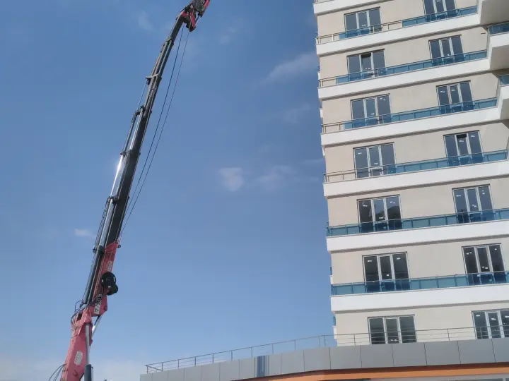 Öz Bayrakçı Kiralık Vinç Kiralık Forklift