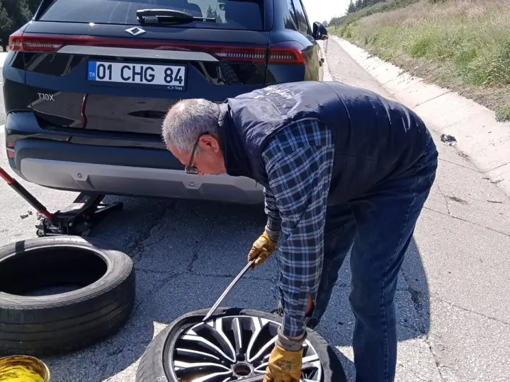 Öz Kardeşler Lastikçilik