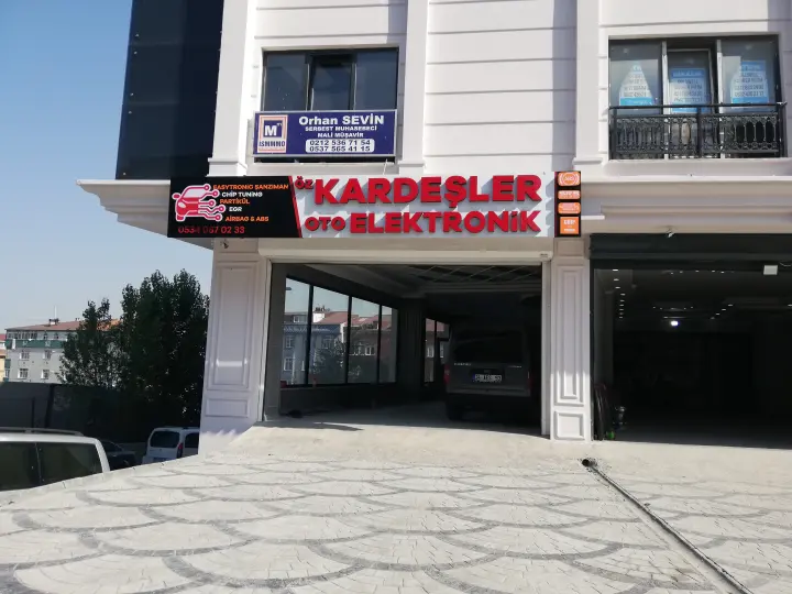 Öz KARDEŞLER OTO ELEKTRONİK