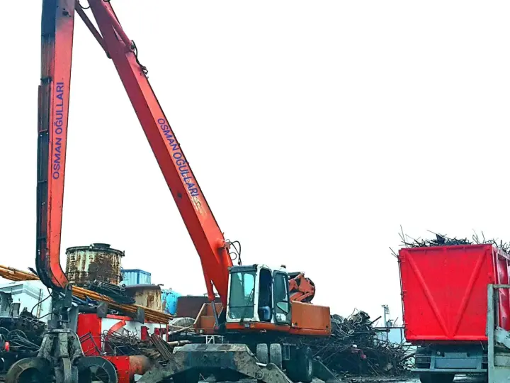 Öz koçyiğitler hurdacılar yalın ayak