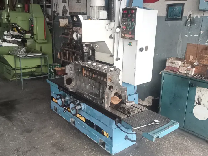 Öz Mersin Motor yenileme atölyesi