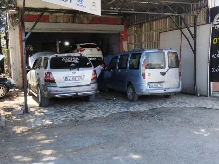 Öz Teknik Oto Tamir Onarım Yol Yardım