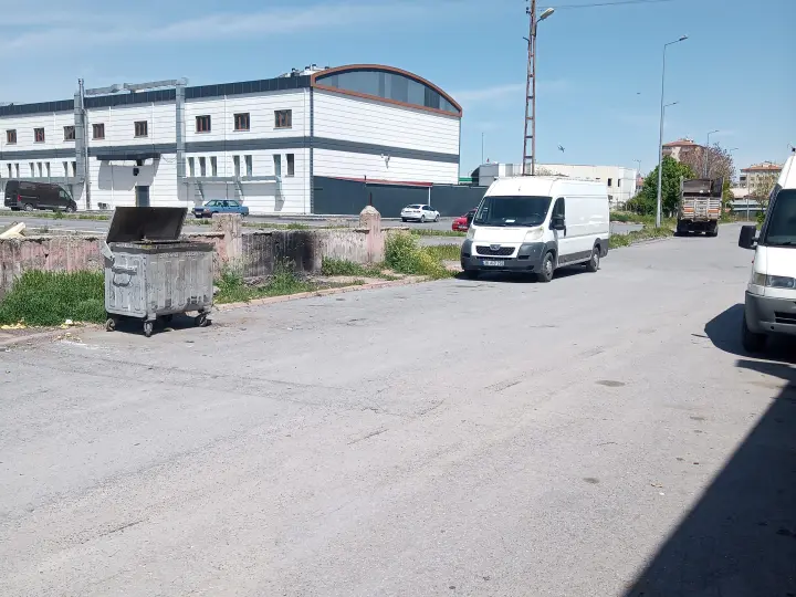 Ozaltin Yürekliler Oto Kaporta Imalat-Ticaret