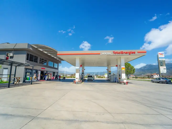 Özbekler Petrol