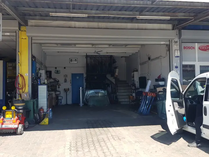 Özgül Oto Cam Servisi