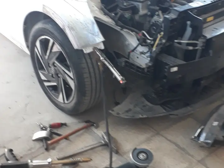 ÖZGÜVENDİ MOTORS KAPORTA BOYA SERVİSİ