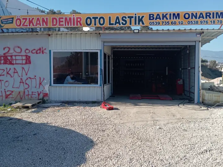 Özkan Demir oto lastik