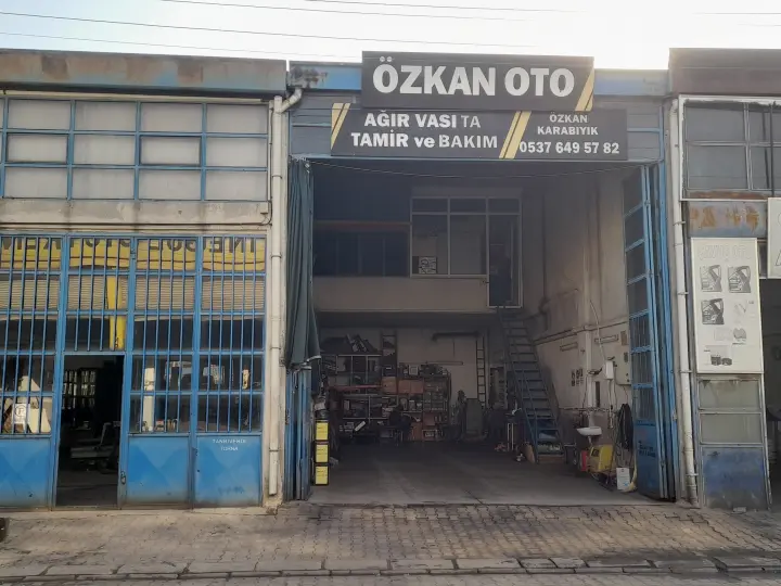 Özkan oto ağır vasıta Mercedes benz kamyon ve tır tamir bakım yedek parça