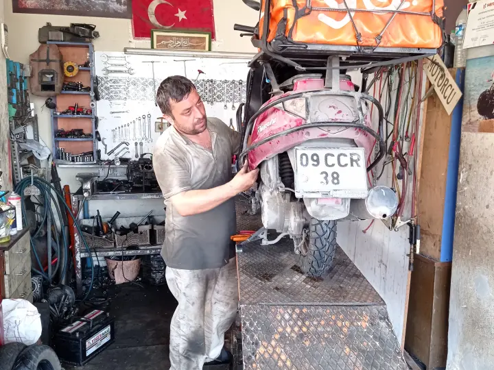 Özkaraoğlan Motorsiklet