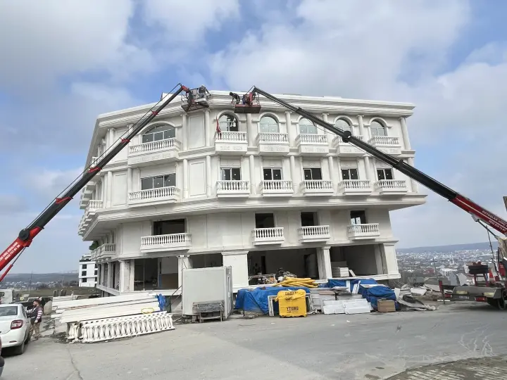 Öztaşlar Vinç Kiralama Ve Platform