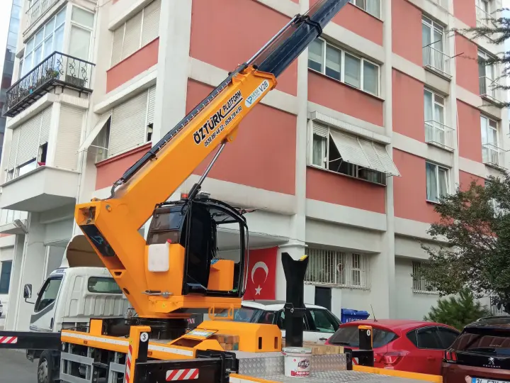 Öztürkler Sepetli Platform Vinç