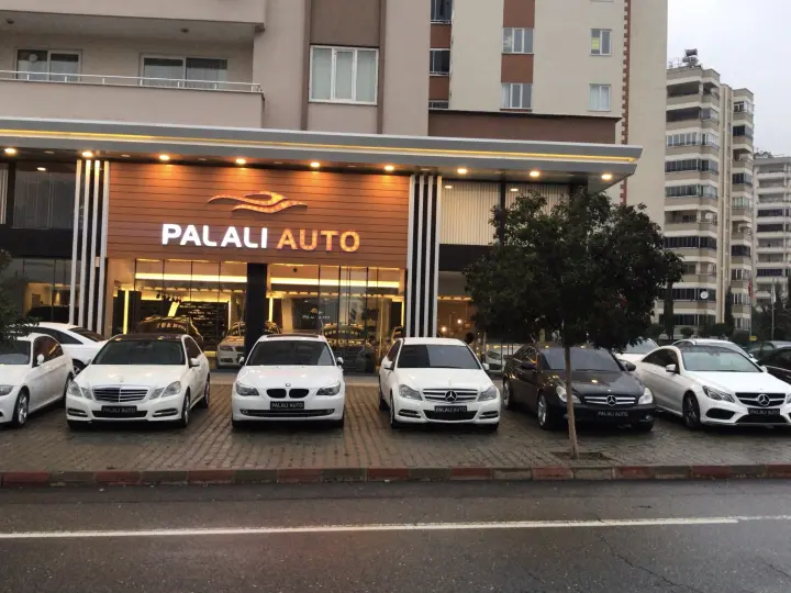 PALALI AUTO