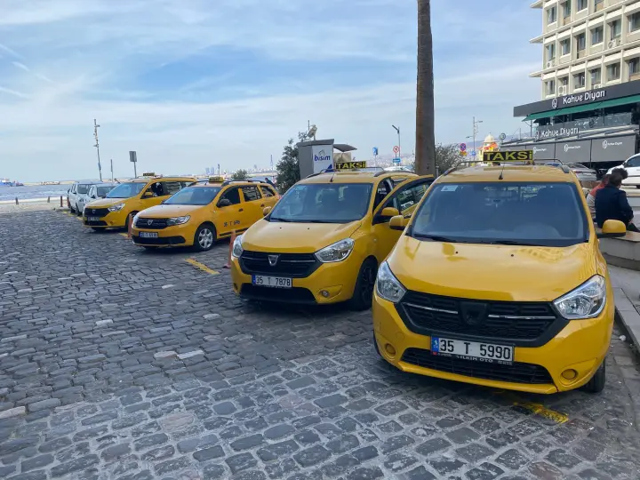 PASAPORT - ERİŞEN TAKSİ DURAĞI