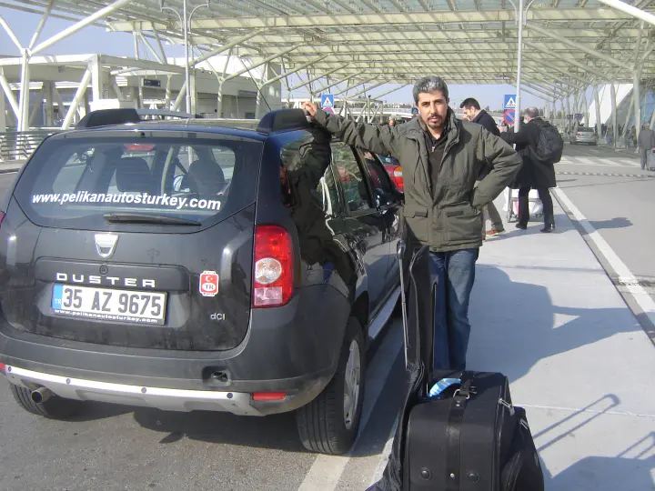 Pelikan Autos Rent A Car İzmir Havalimanı Araba kiralama