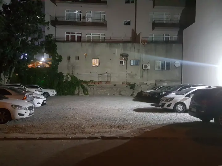 Personel Otoparkı