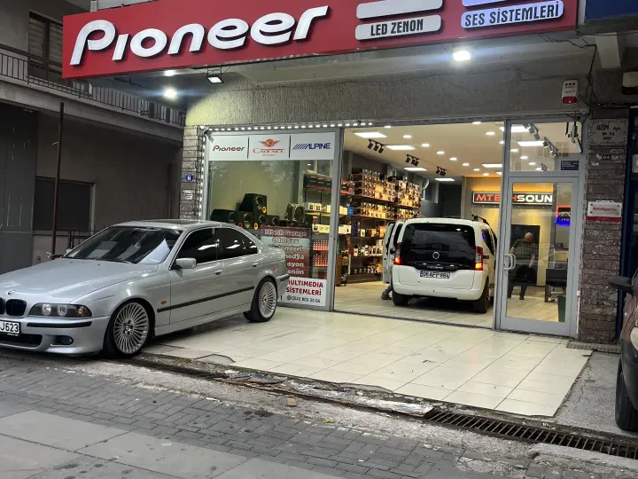 Pıoneer Mtech Garage