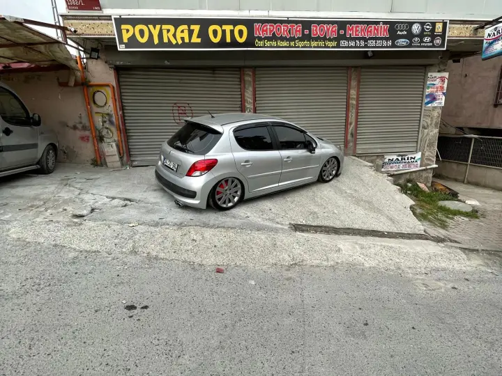 Poyraz Oto Kaporta Boya Mekanik Özel Servis