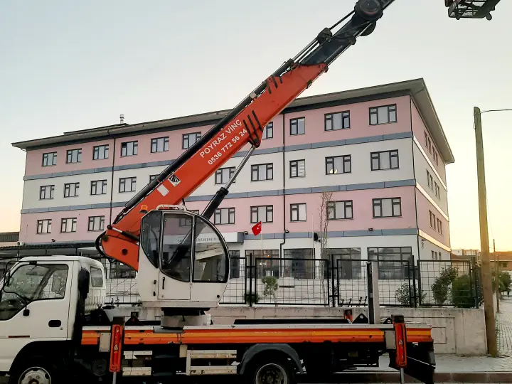 POYRAZ VİNÇ