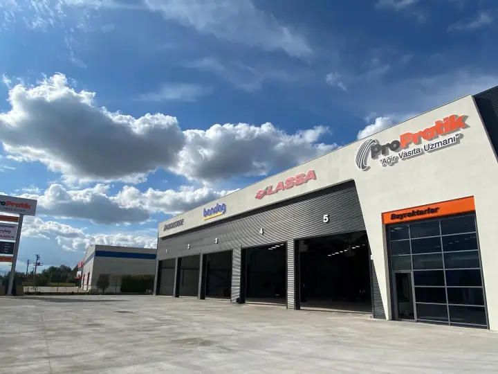 Propratik Bayraktarlar