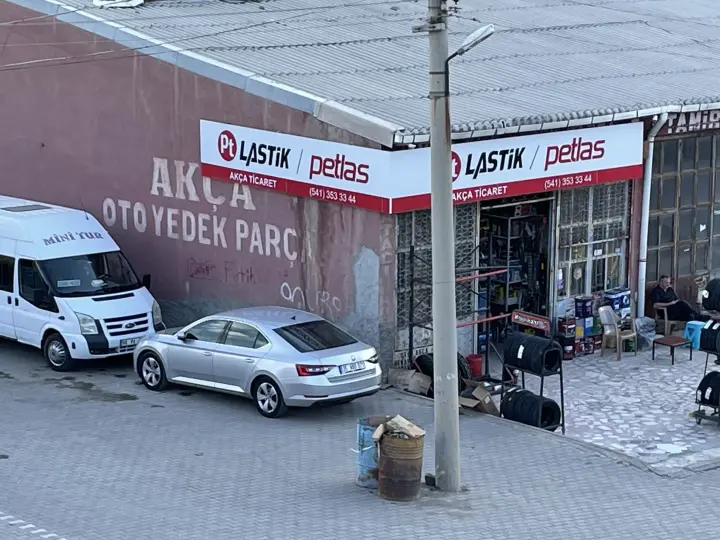 PT LASTİK-Akça Ticaret