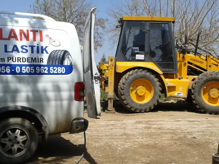 PÜRDEMİR OTO LASTİK VE HARFİYAT
