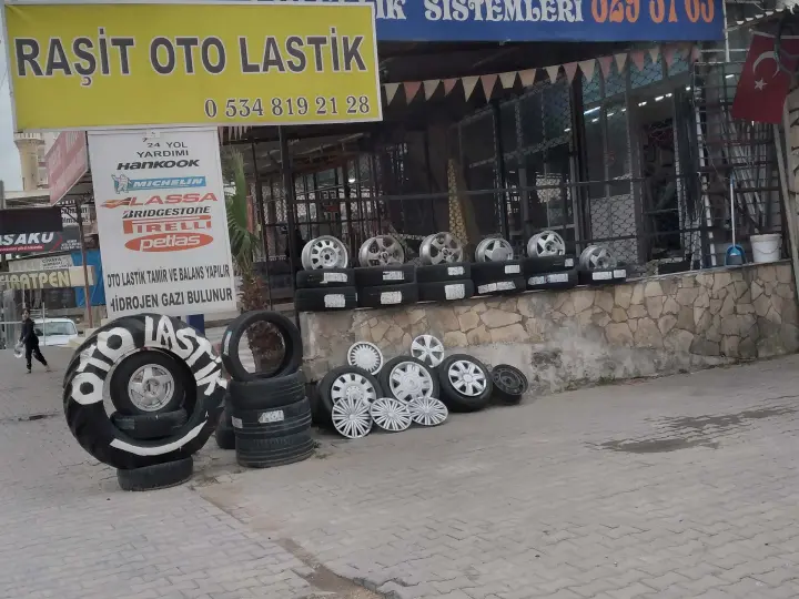Rasit oto lastik.
