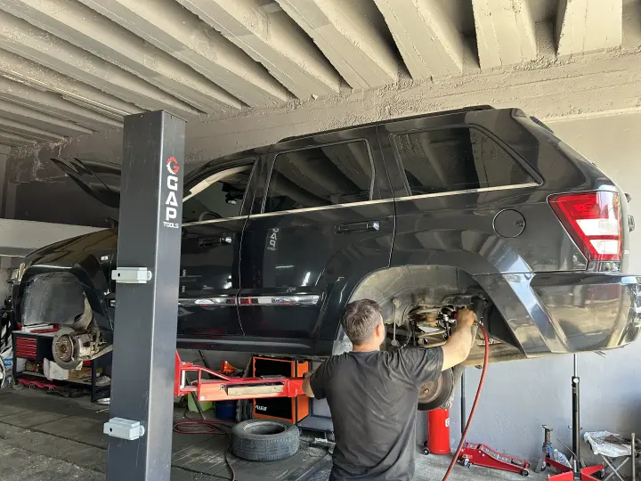 Raw4 Garage