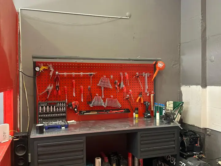Red Line Moto Garage