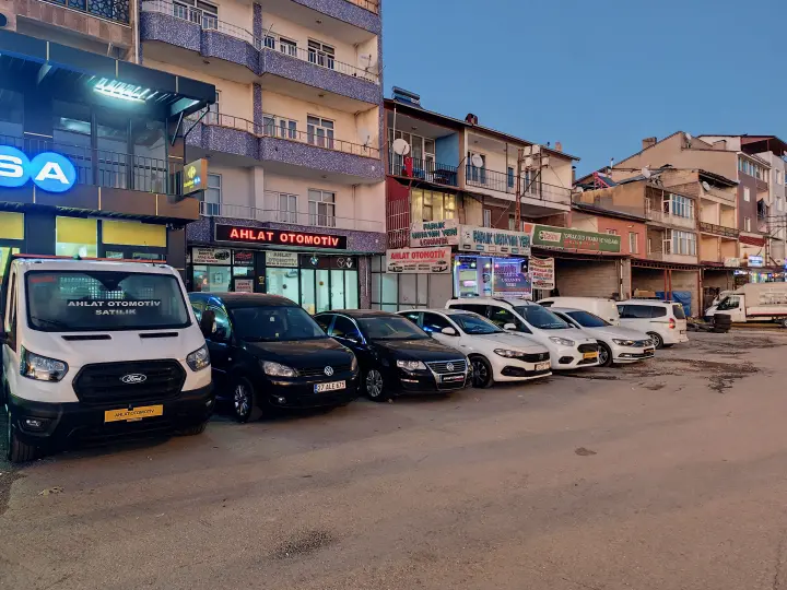RENAULT DACİA AHLAT BAYİİ