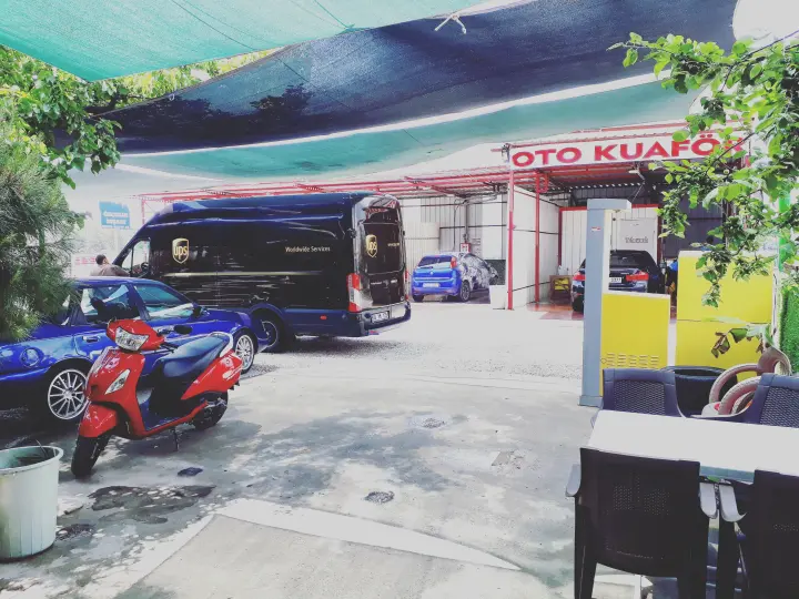 Retro Self Servis Yıkama & Motosiklet Tamir Bakım Servisi