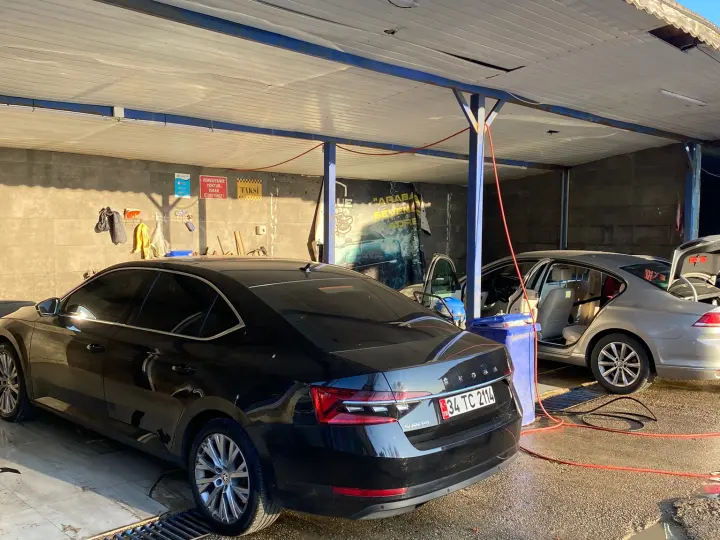 Riva Blue Oto Yıkama Lastik Servisi