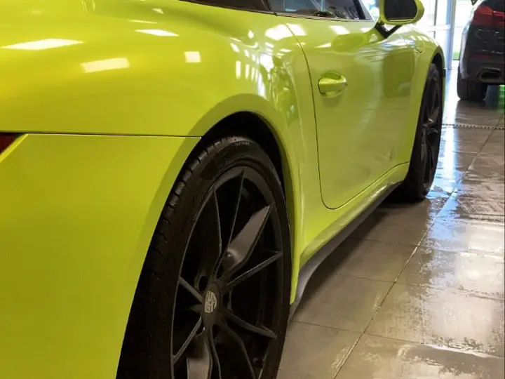 Rosso Garage