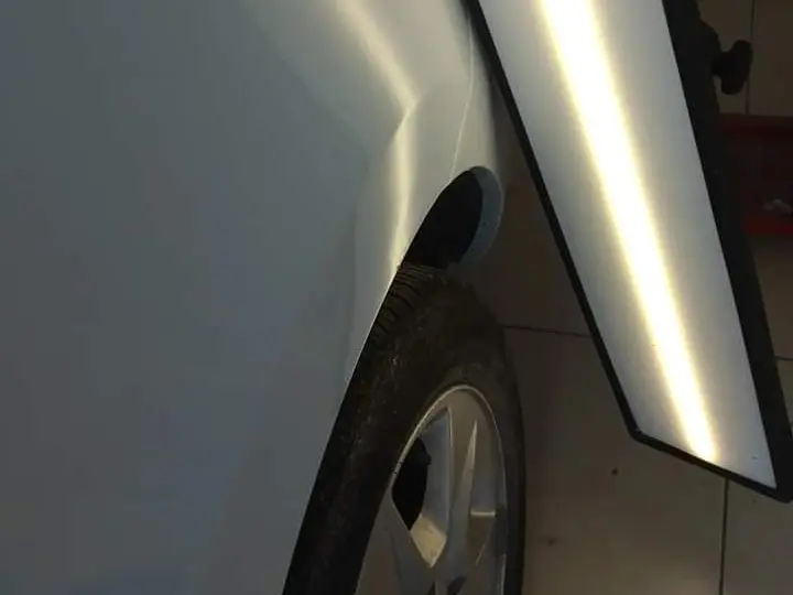 Royal car pro boyasız göçük onarım