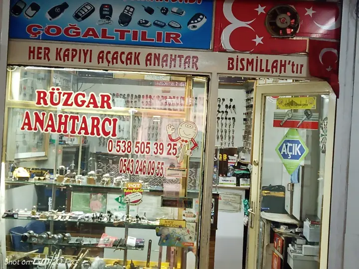 Rüzgar anahtarci saban