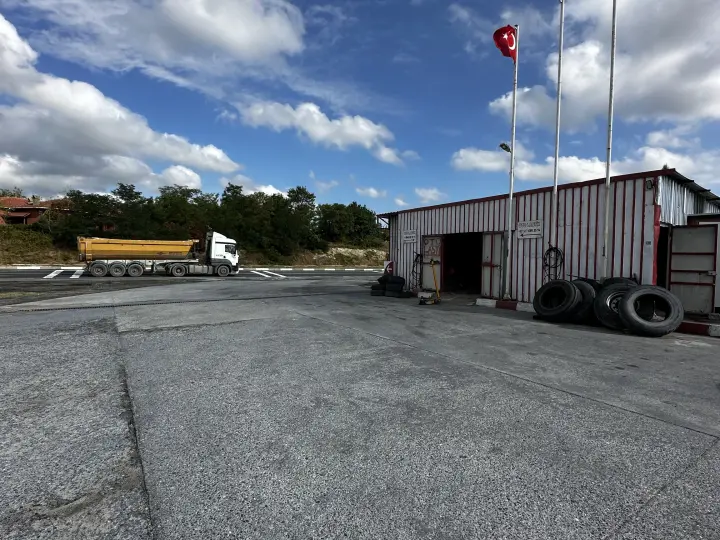 Saflas Lastikçi en yakın lastikçi oto lastik Arnavutköy lastikçi hadimköy Reifenpannenhilfe yol yardım SAFFLAS Shynomontazh