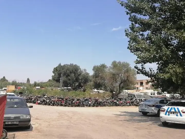 ŞAHAN YEDDİEMİN OTOPARKI