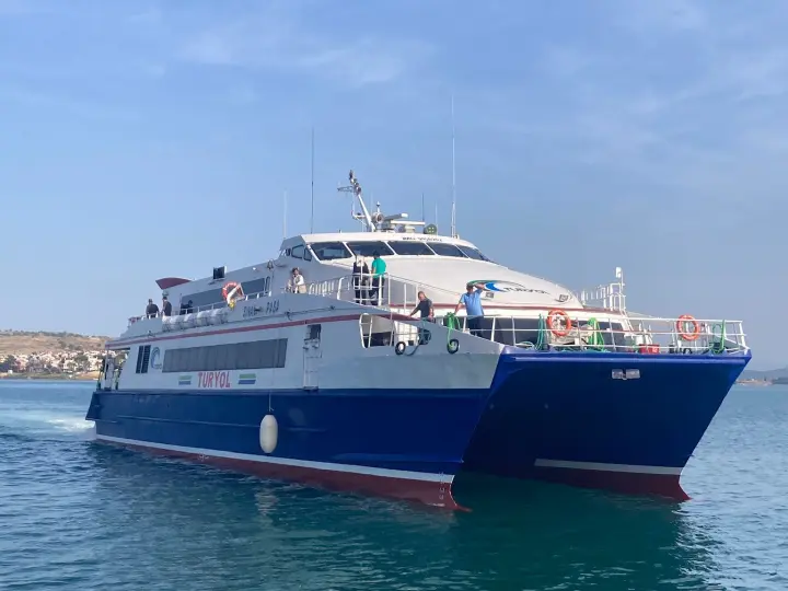 Sakız Adası Feribot Çeşme TURYOL Ulusoy Liman Ofis