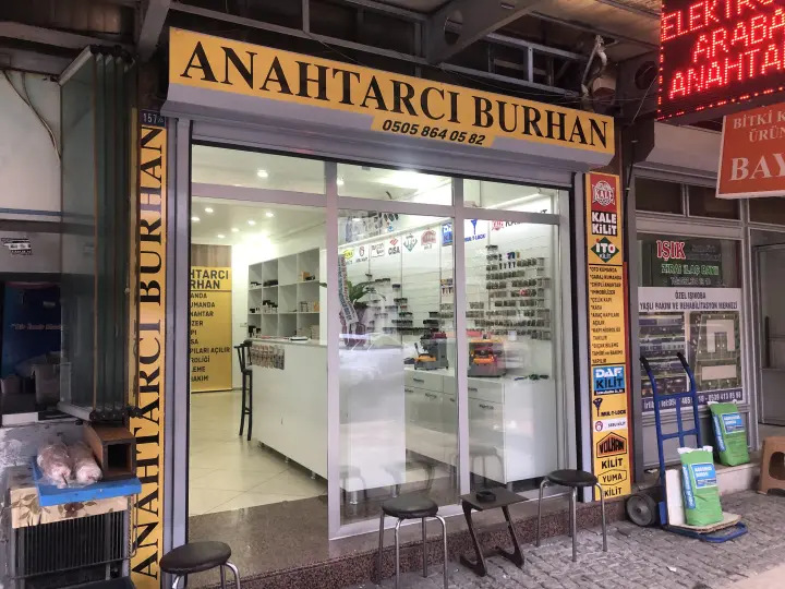 SALİHLİ ANAHTARCI BURHAN