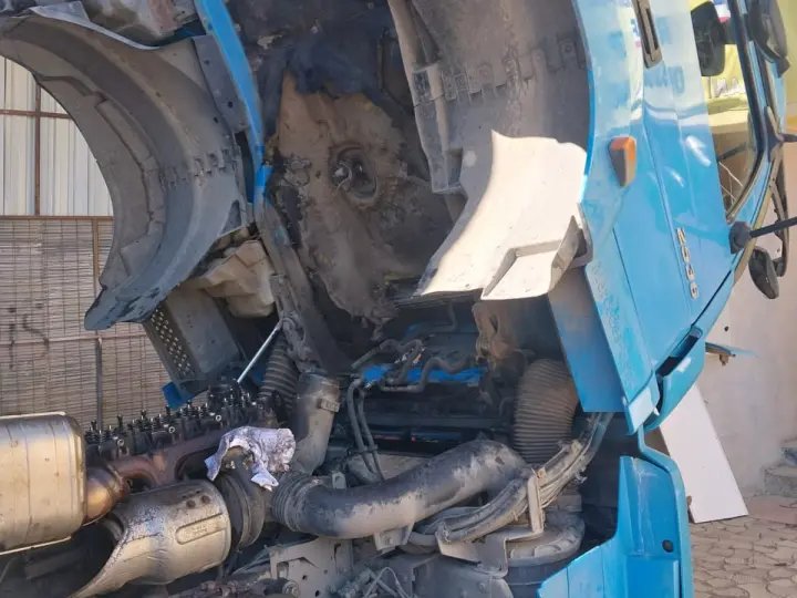 Samsun Ankara yolu üzerinde Kamyon Tır Tamiranesi