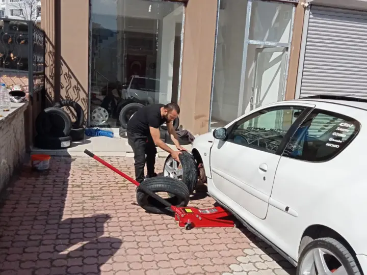 Samsun lastikçi Hamzaoğullari oto lastik