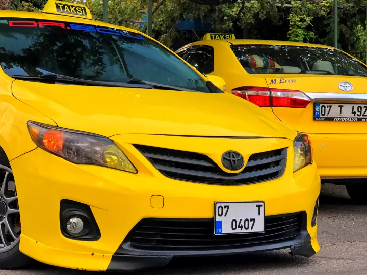 Sanayi & Lale Taksi Durağı