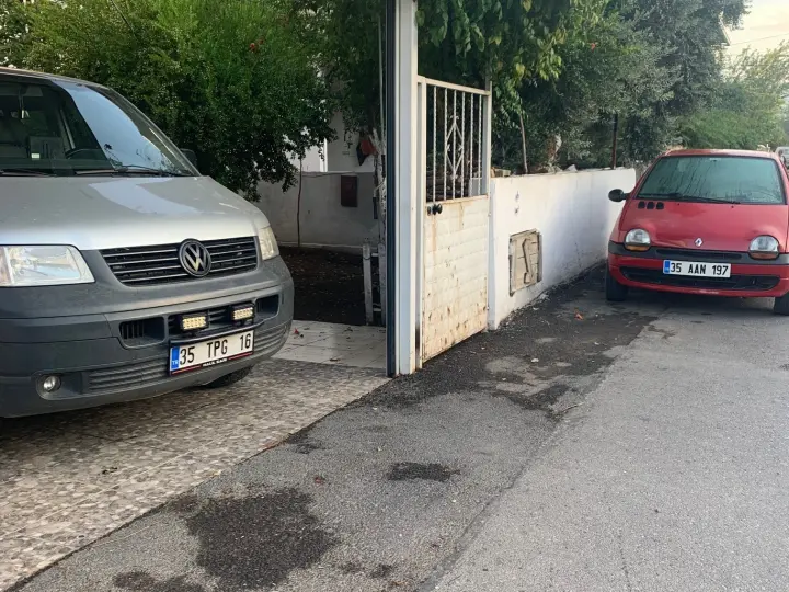 Sarı Garaj Halil SARI