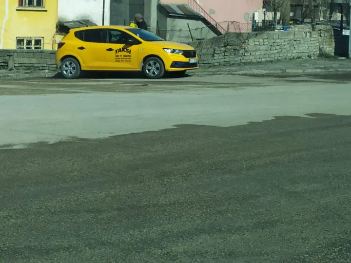 Sarıkamış Taksi Durağı Ümit Çam