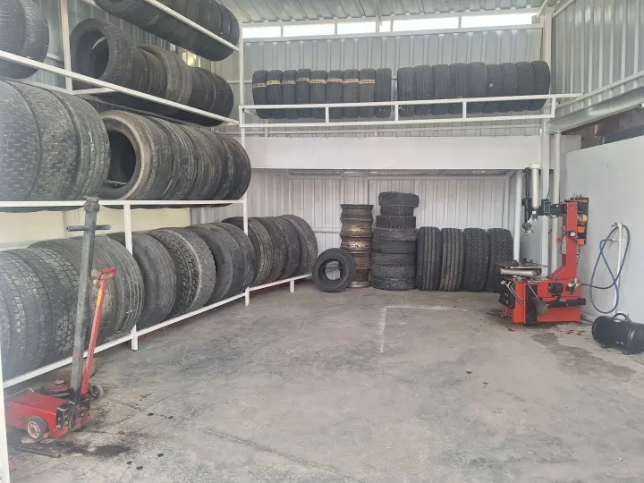 SARUHANLI 7/24 OTO LASTİK TAMİRİ YOL YARDIM