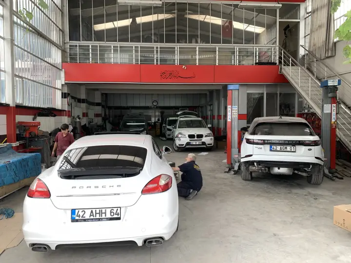 ŞATIRLI KAPORTA