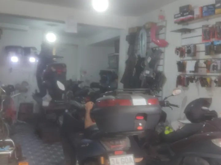 Scorpion motor