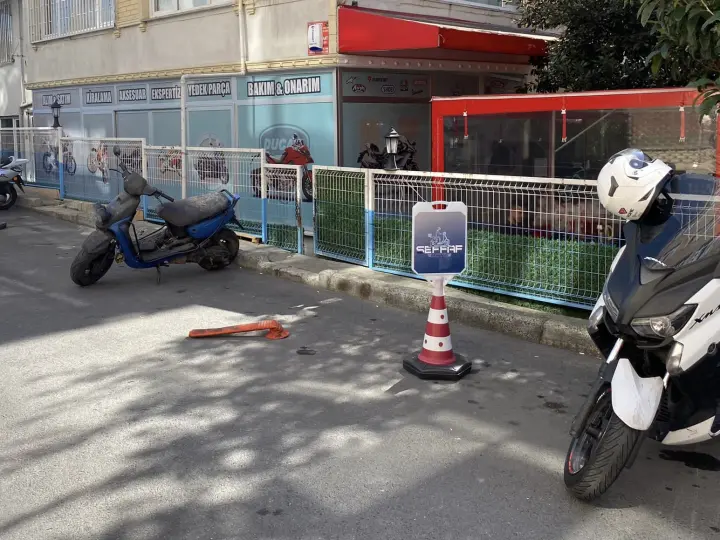 Şeffaf Moto