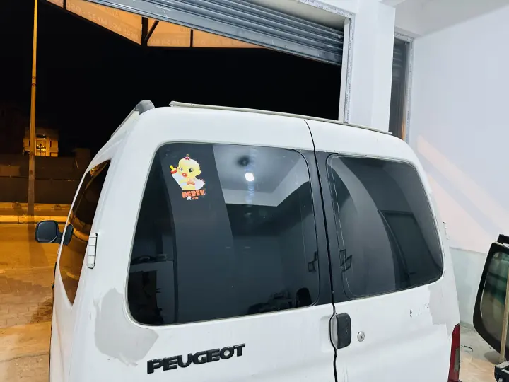 SELVİ OTO CAM & KİLİT