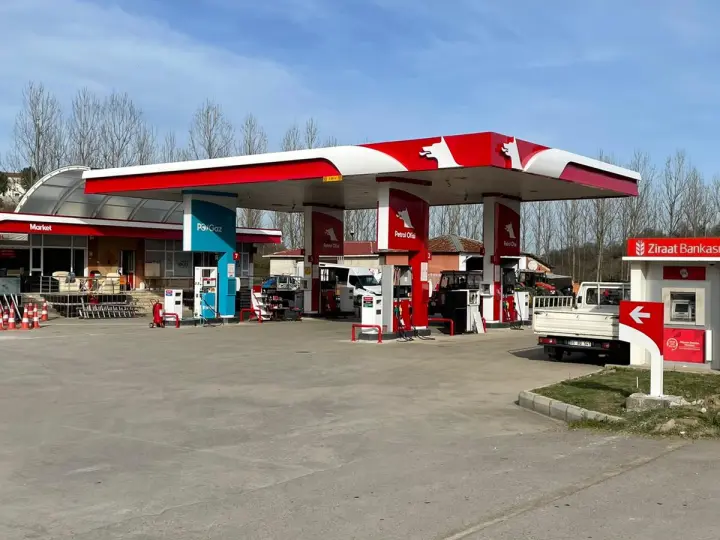 Şenel Petrol Kollektif Şirketi Mithat Şenel Ve Ort