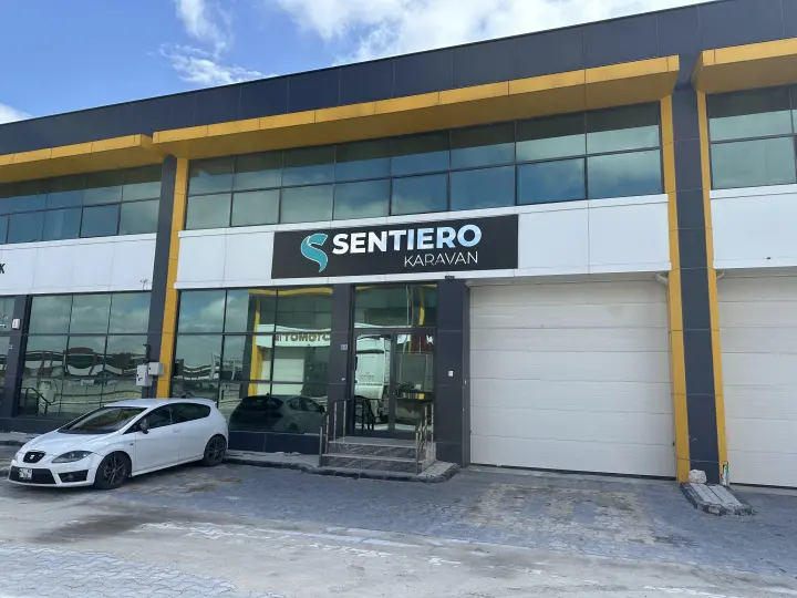Sentiero Karavan